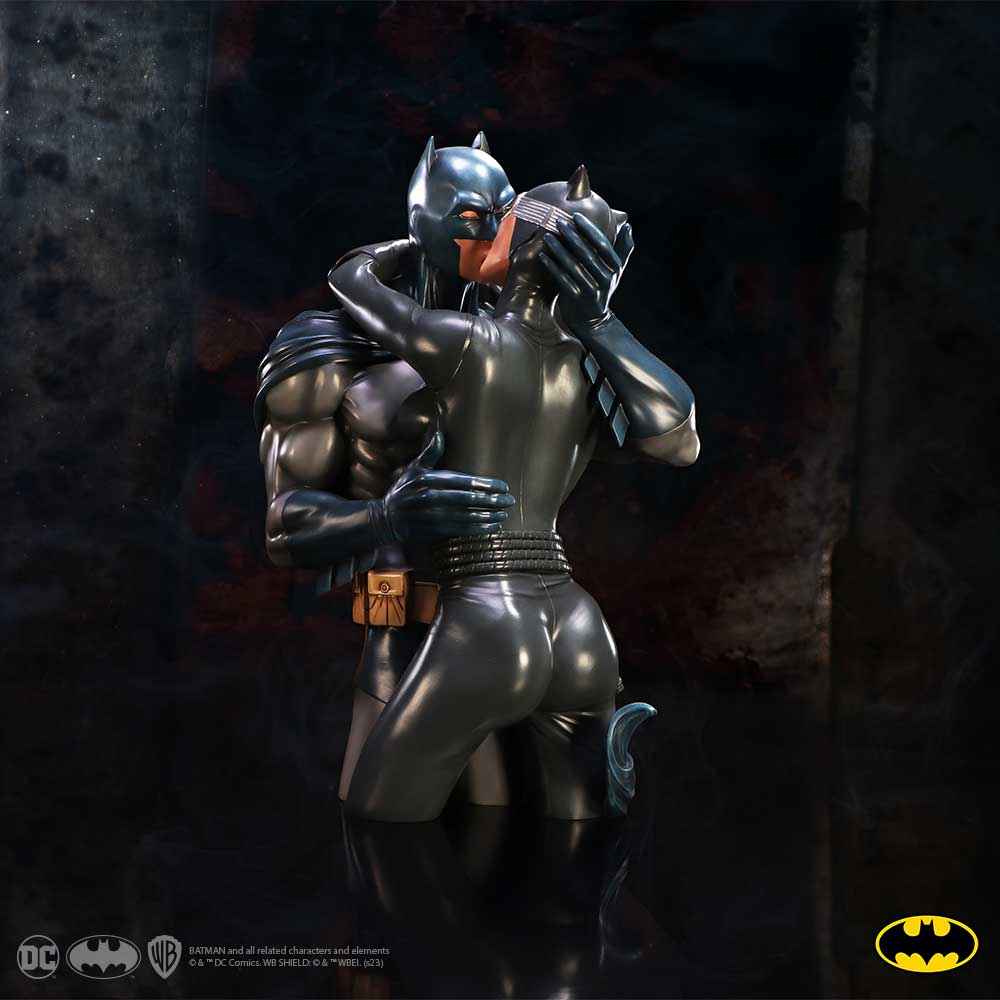 Nemesis Now DC Comics: Batman & Catwoman Sammlerbüste (30 cm) – Der Kuss - Actionfigurenwelt - Actionfigur Sammlerstück