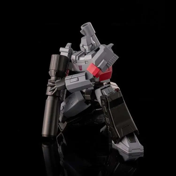 Flame Toys Transformers: Megatron G1 Ver. – Furai Model Kit (16 cm)