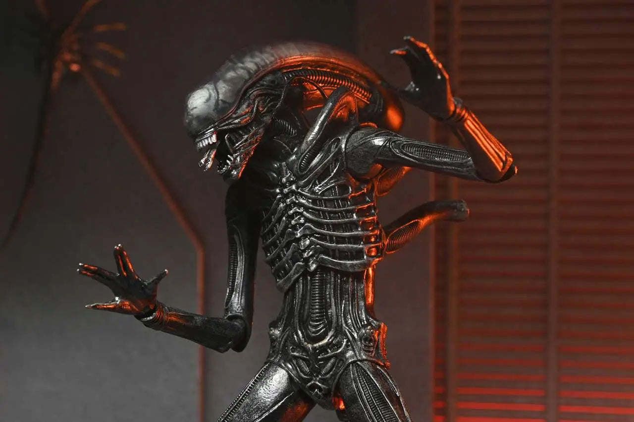Alien: Romulus – Ultimate Xenomorph XX121 Actionfigur – NECA