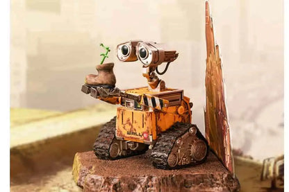 ABYstyle Studio SFC: Disney Pixar Wall-E mit Pflanze 1/10 Statue (10 cm)