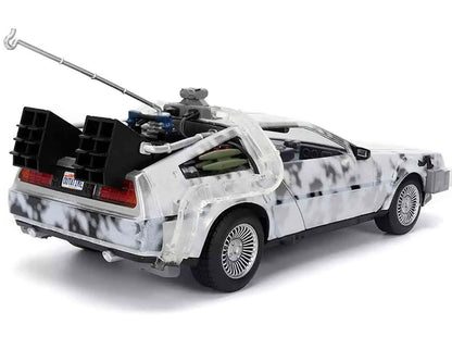 Zurück in die Zukunft – DeLorean Time Machine Frost Effect 1:24 Die-Cast Modell mit Licht – Jada Toys