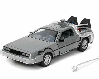 Zurück in die Zukunft – 40. Jubiläum Edition – DeLorean Time Machine 1:24 Die-Cast Modell mit Licht – Jada Toys