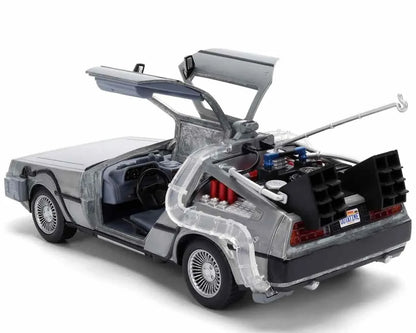 Zurück in die Zukunft – 40. Jubiläum Edition – DeLorean Time Machine 1:24 Die-Cast Modell mit Licht – Jada Toys