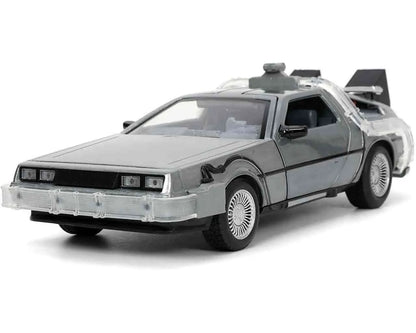 Zurück in die Zukunft – DeLorean Time Machine 1:24 Die-Cast Modell mit Licht – Jada Toys