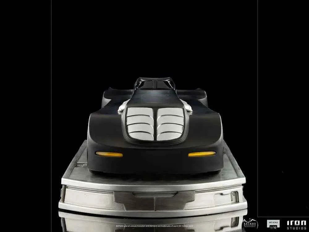 Batman: TAS Batmobil 1/10 Art Scale Statue – Iron Studios 63 cm - Actionfigurenwelt - Actionfigur Sammlerstück