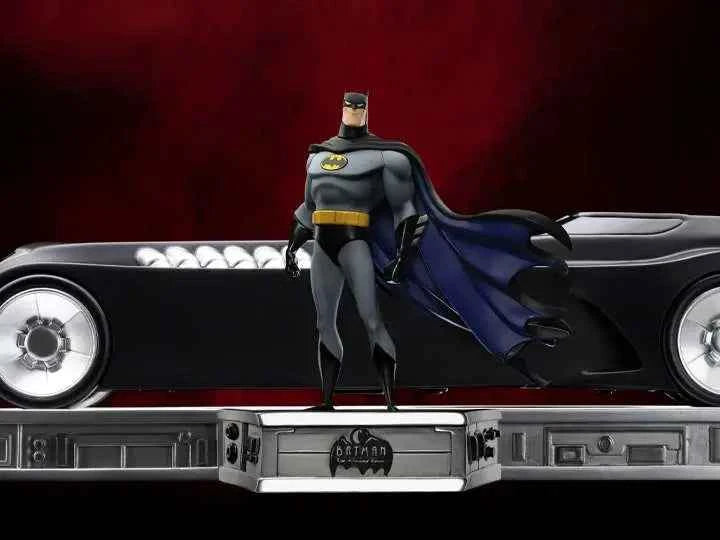 Batman: TAS Batman & Batmobil 1/10 Deluxe Statue – Iron Studios - Actionfigurenwelt - Actionfigur Sammlerstück