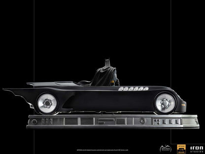 Batman Tas Batman + Batmobil 1/10 Deluxe Art Scale Statue Iron Studios