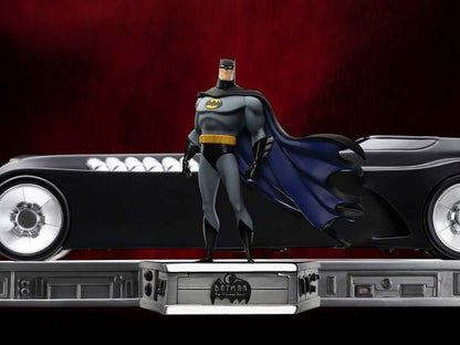 Batman Tas Batman + Batmobil 1/10 Deluxe Art Scale Statue Iron Studios