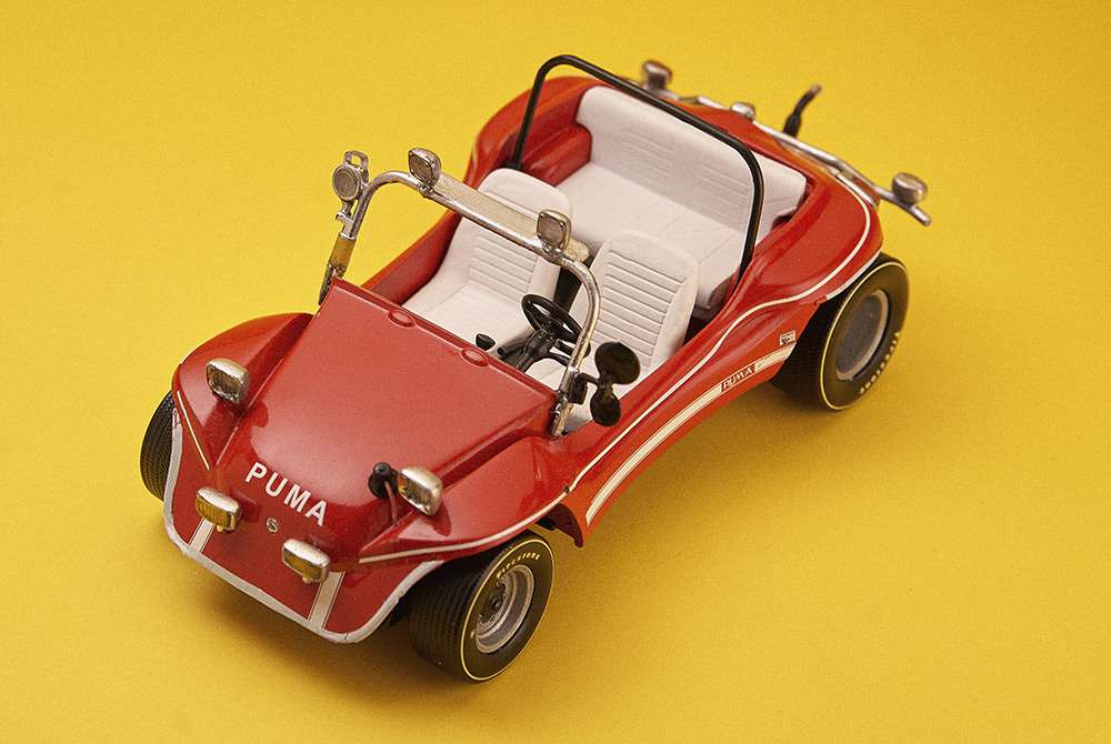 Bud Spencer Terence Hill - Dune Buggy Modell Kit 1:24 Infinite Statue