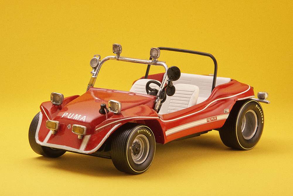 Bud Spencer Terence Hill - Dune Buggy Modell Kit 1:24 Infinite Statue