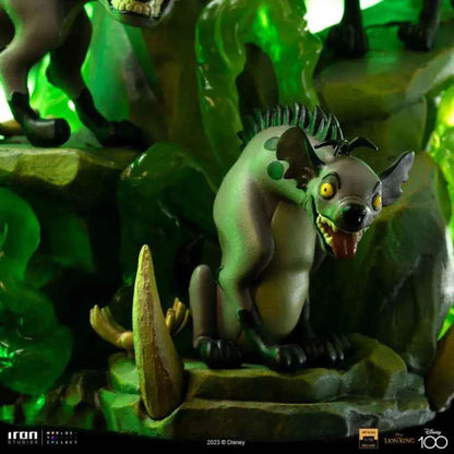 Iron Studios Disney 100: Scar Deluxe Art Scale Statue 1/10 – Der König der Löwen (31 cm)