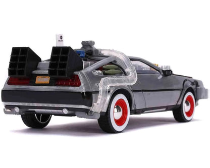 Zurück in die Zukunft III – DeLorean Time Machine 1:24 Die-Cast Modell mit LED – Jada Toys