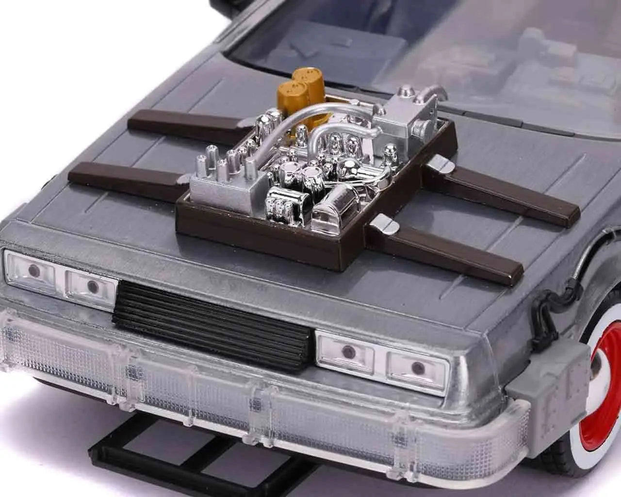 Zurück in die Zukunft III – DeLorean Time Machine 1:24 Die-Cast Modell mit LED – Jada Toys