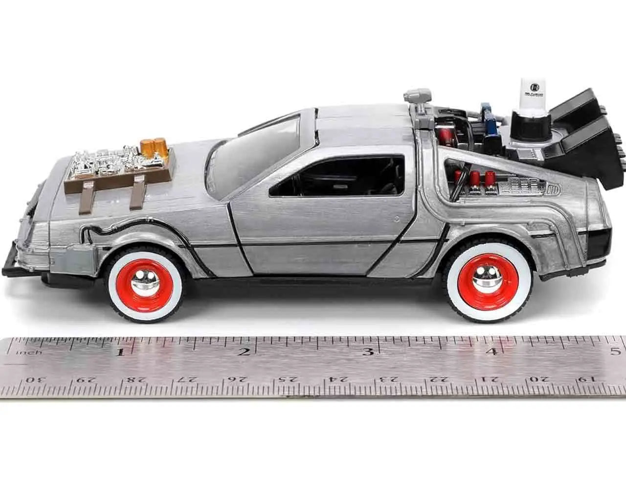 Zurück in die Zukunft III – DeLorean Time Machine 1:32 Die-Cast Modell – Jada Toys