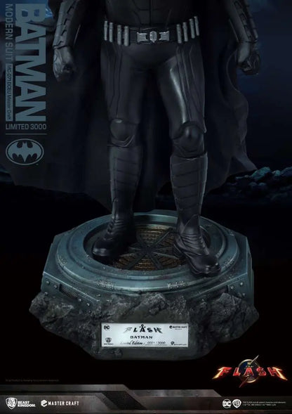 Beast Kingdom Master Craft MC-071 Batman Modern Suit (The Flash) – 42 cm Statue